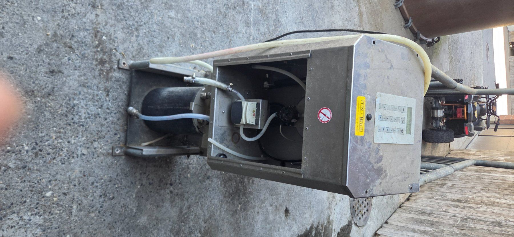 Tutte le macchine: Kälbertrenkeautomat – Difettoso da Rotkreuz venduto da lkuhn 2