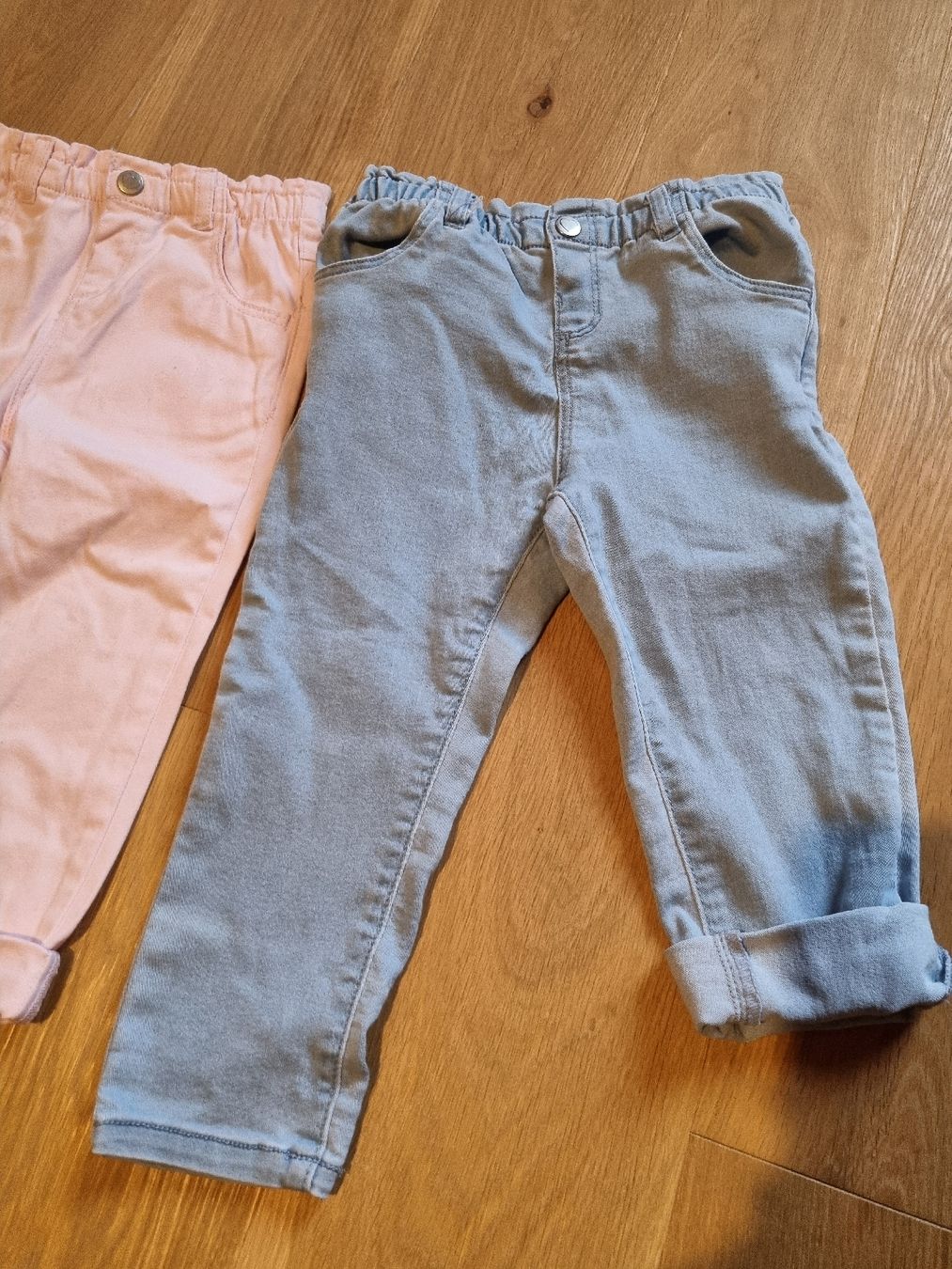 Pantalons: lot 2 pantalons T.92 – Neuf (Voir description) à Château-d'Oex par mae_6pqm 2