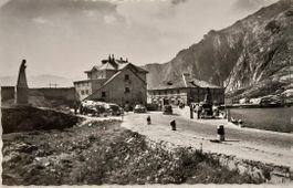 SAN  GOTTARDO  Passo - Hôtel Monte Prosa - Oldtimer