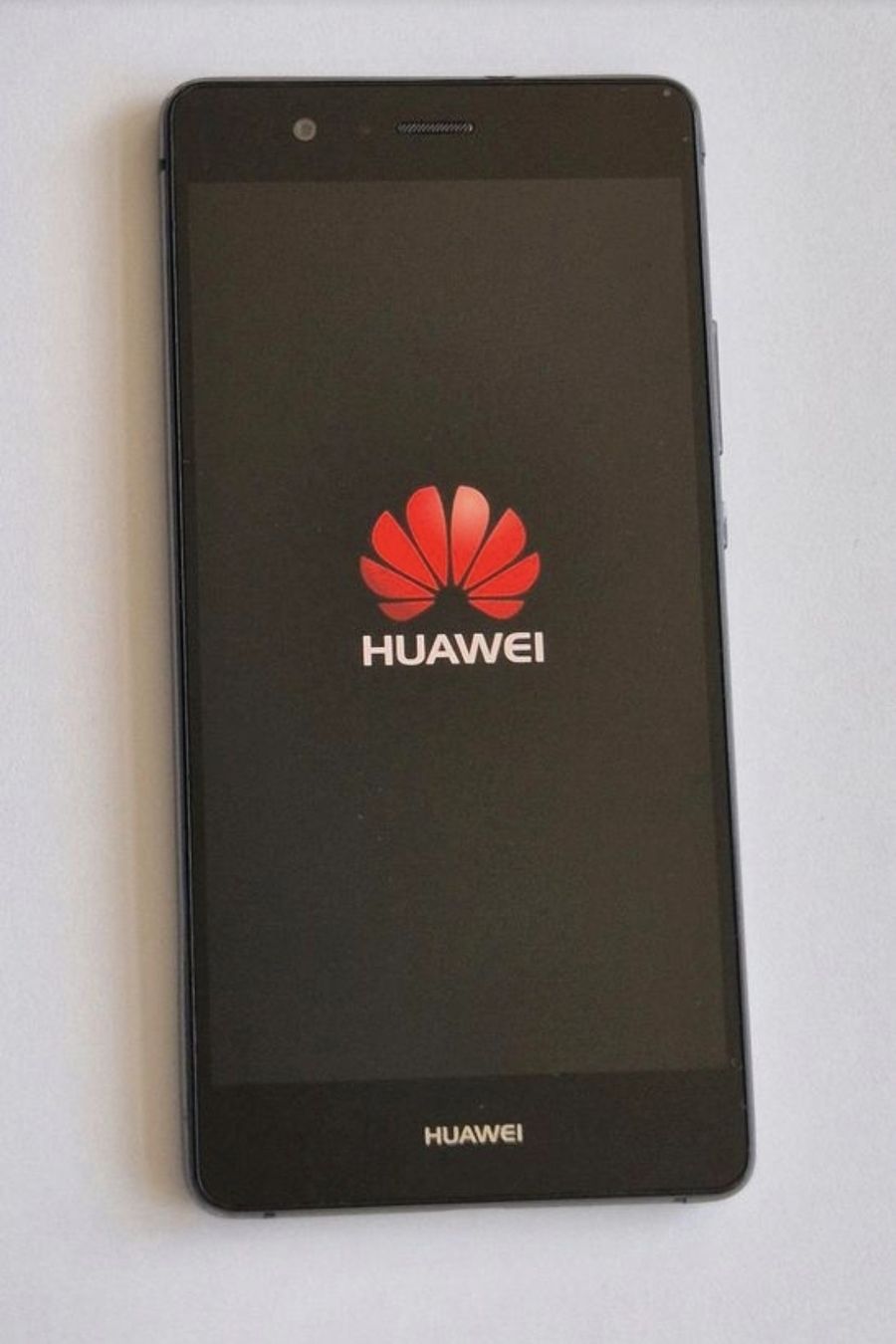 Huawei Portables: Huawei P9 Lite Smartphone with Accessories – D'occasion à Winterthur par leg_pg2g 1