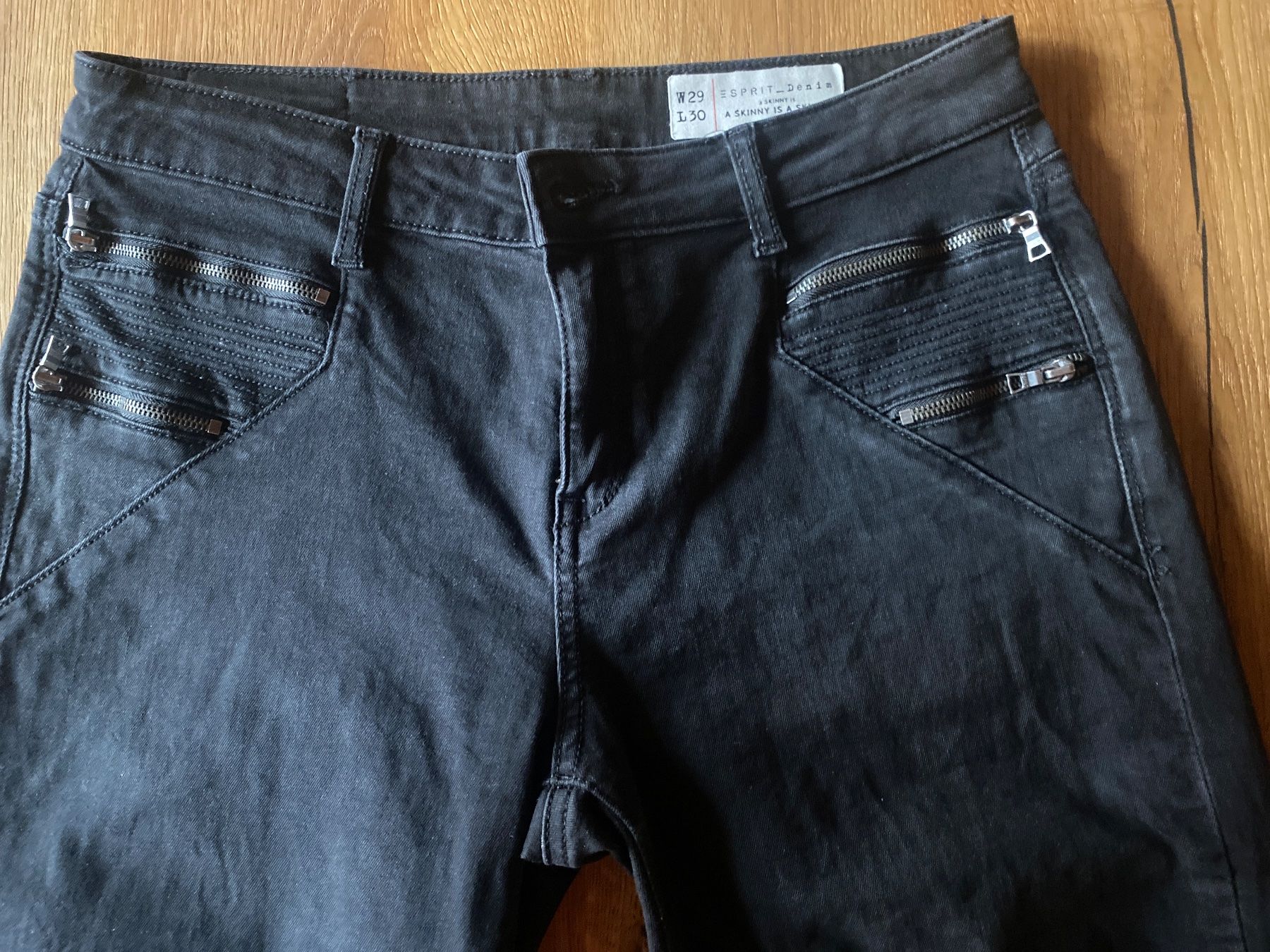 Esprit Jeans: Jeans in schwarz von ESPRIT, Grösse 37 – Usato da Bonstetten venduto da Isabelle1405 1