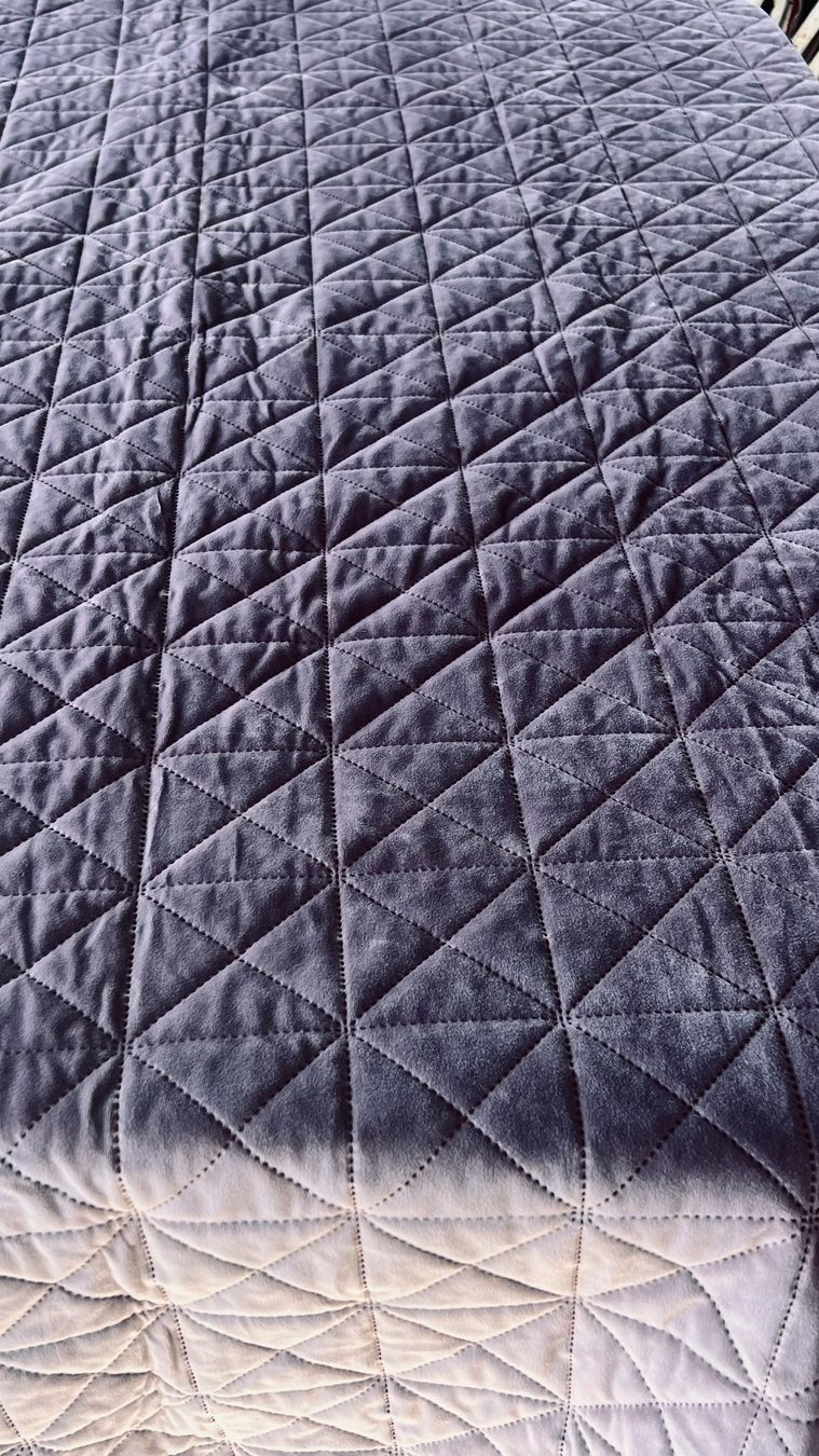 Ikea Coperte: Jysk Tagesdecke rosa 220x240 – Usato da Schübelbach venduto da Dolly990_2 3