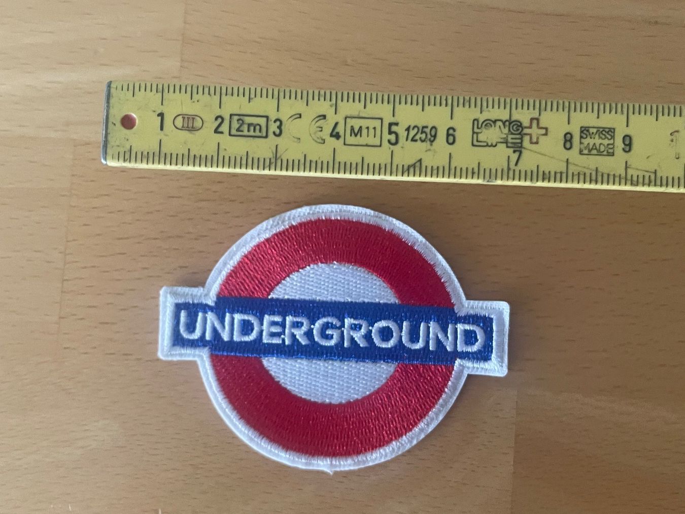 Toppe: London Underground Logo - Patch Sticker Aufnäher – Nuovo (secondo la descrizione) da Horn venduto da abutre72