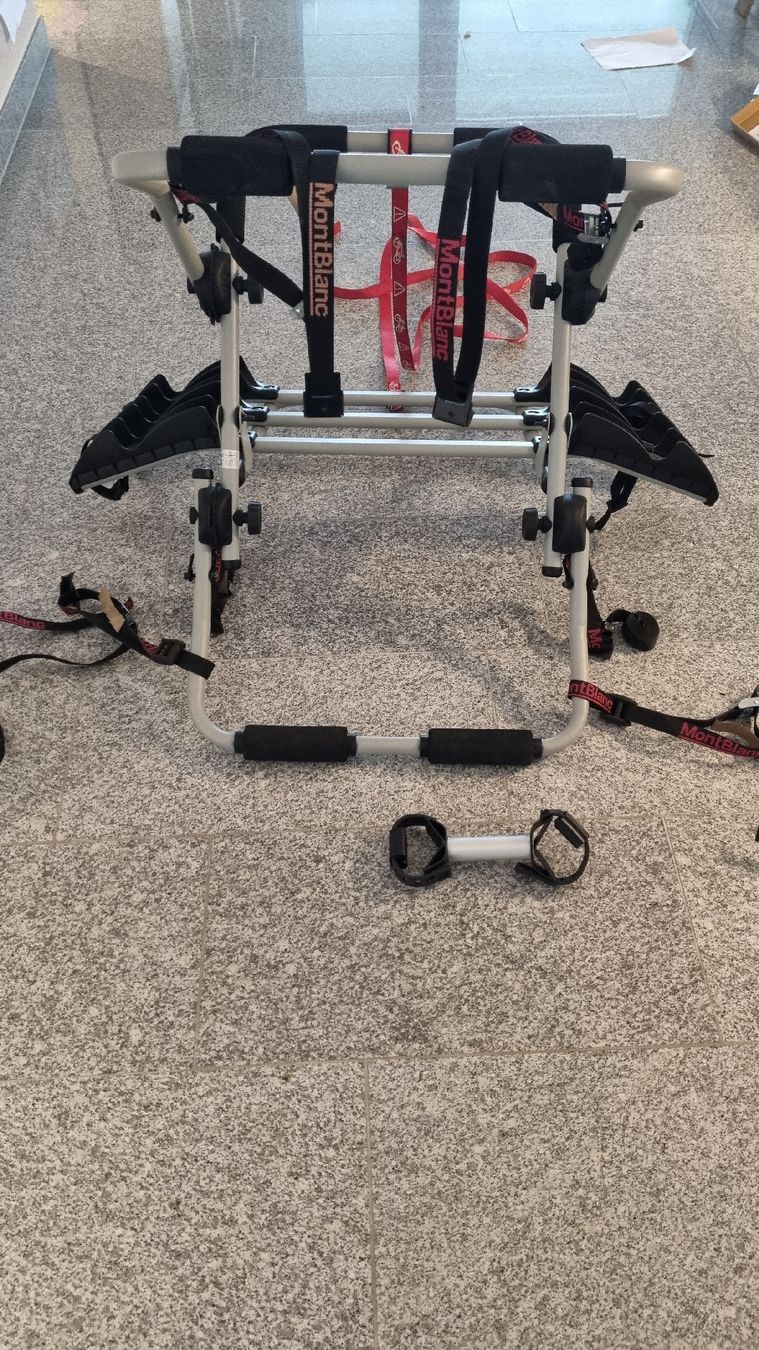 Supporti per biciclette: Fahrradträger – Usato da Sursee venduto da molson89 3