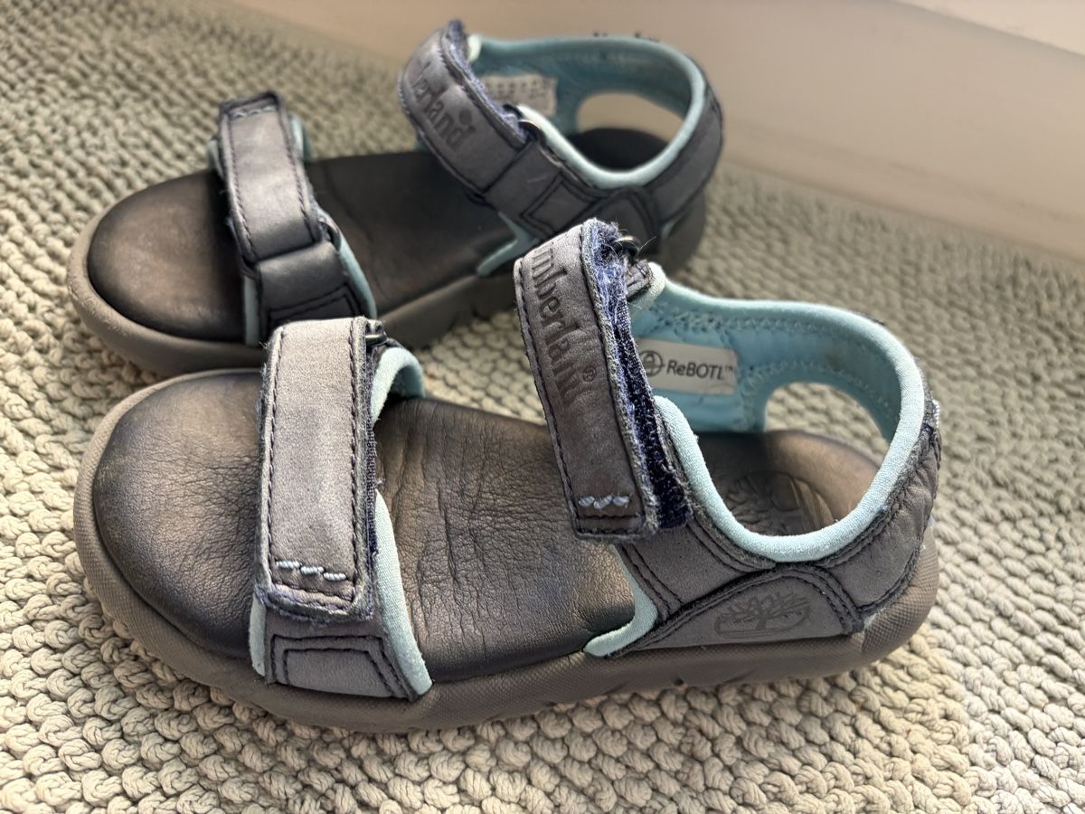 Timberland Chaussures garçon: Sandalen Timberland 28 – D'occasion à Biberen par Flocke83 2