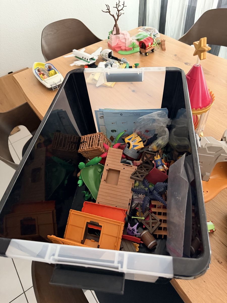 Playmobil Spielzeuge: Lot de Playmobil super 4 et divers – Gebraucht aus Yverdon-les-Bains von guigui_1976 1