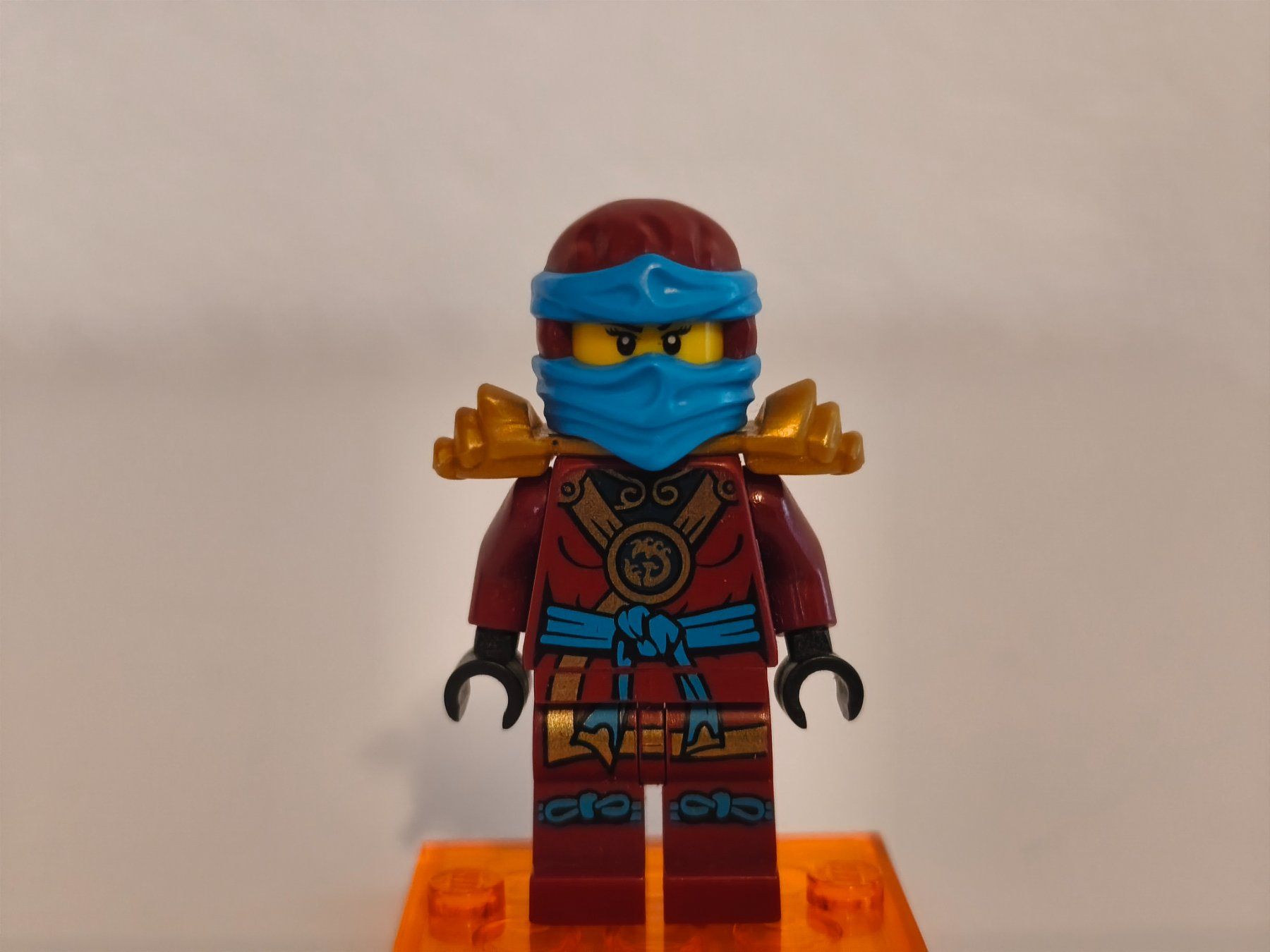 Statuette: Lego Nya Deepstone Armor – Usato da Diegten venduto da cilio