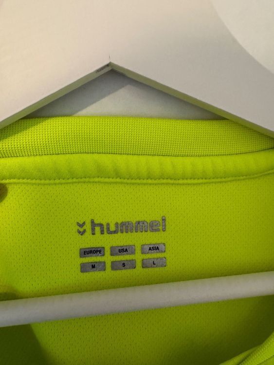T-shirt: Shirt Hummel – Usato da Arbon venduto da flowerandfound 2