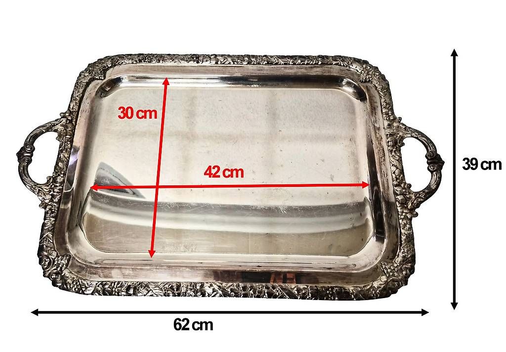 Piatti di portata: Elegantes Tablett mit 9 Glasschalen - ein Hingucker! – Usato da Elsau venduto da Station 3