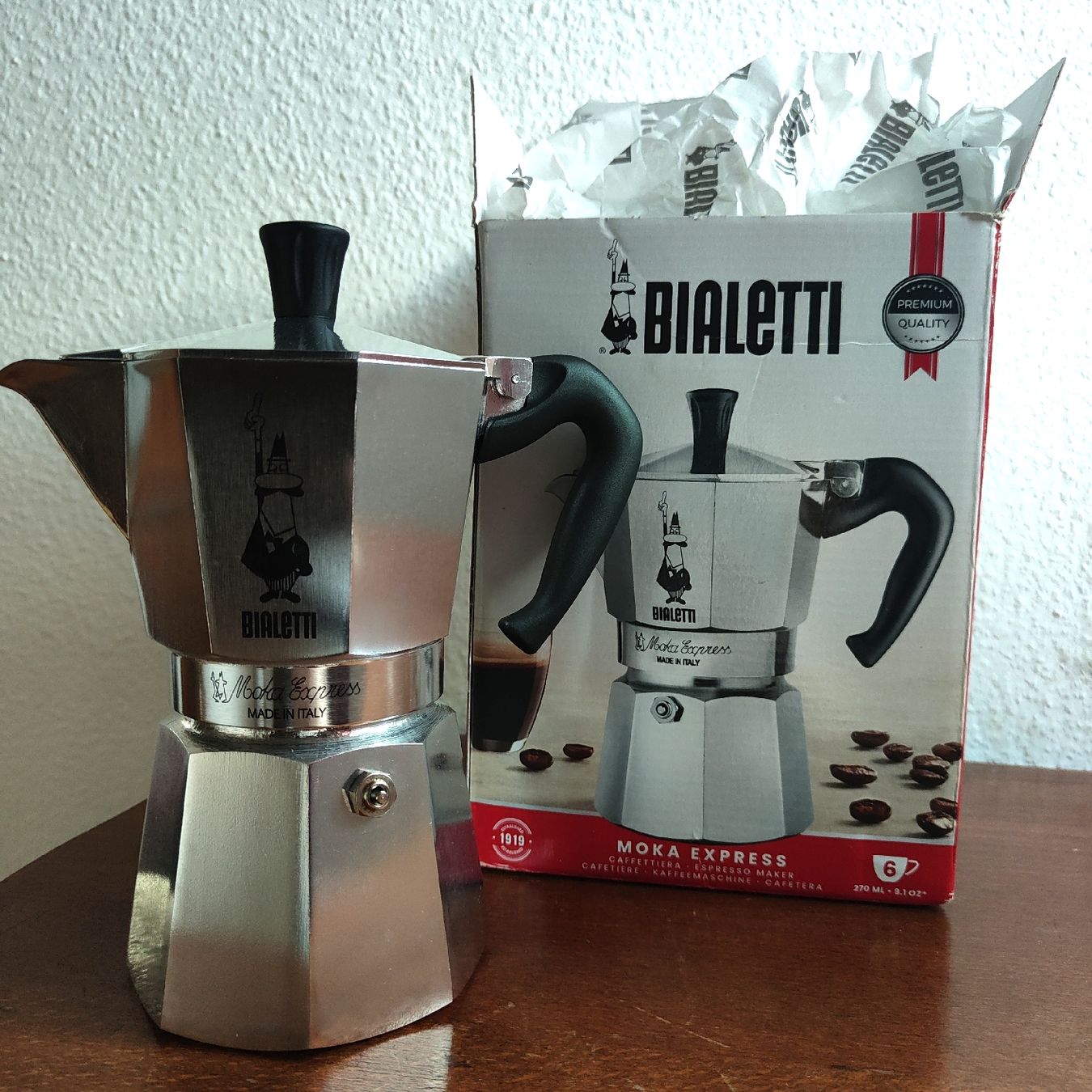 Bialetti Macchine per caffè & Macchine per espresso: Cafetiere Bialetti moka express neuve – Nuovo e nell'imballaggio originale da Biel/Bienne venduto da notfun 1
