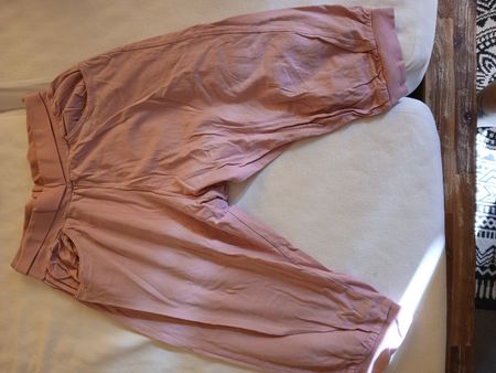Sommerliche Stoffhose Boyfriend cut Grösse XS, zartrosa, Top