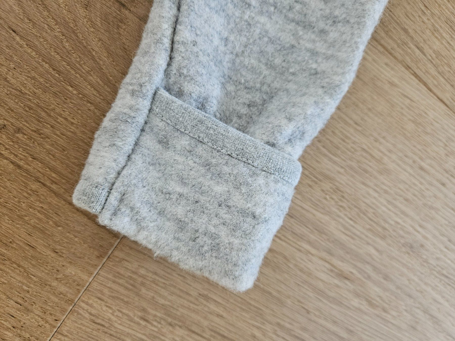 Barboteuses: Jumpsuit aus 70% Wolle – D'occasion à Cham par gr80 2