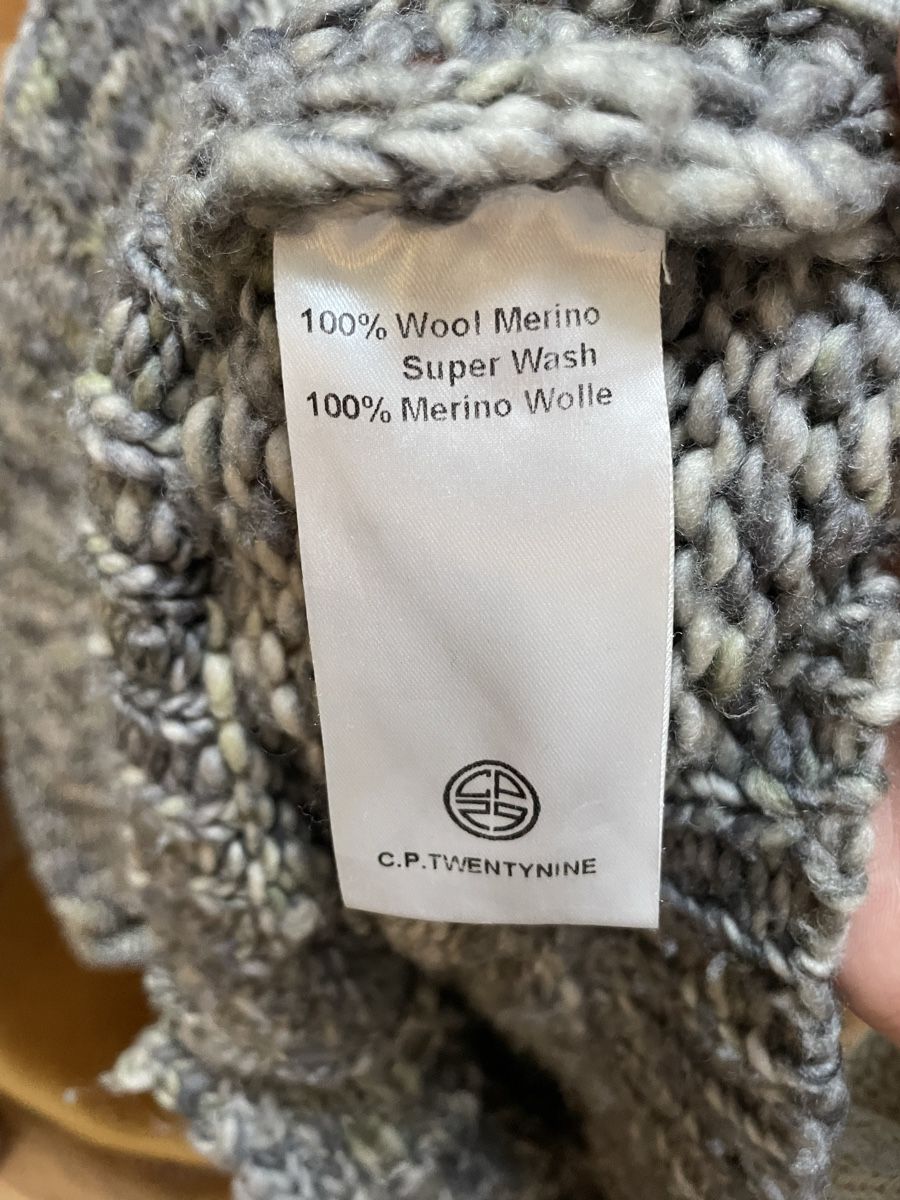 Giacche: Strickjacke aus 100% Merino Wolle – Usato da Kriens venduto da Noemijulia7 7