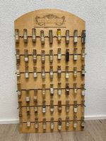 Vintage Gewürzregal aus Holz mit Glasröhrchen