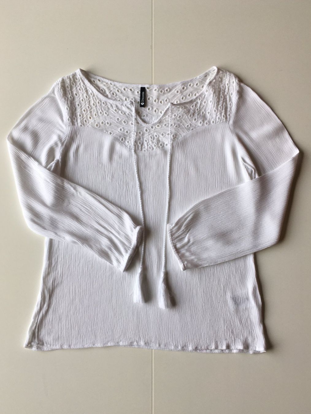 Top: Chemisier blanc léger à broderie - M – Usato da Troinex venduto da Irisglo 1