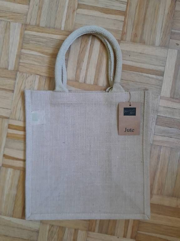 Tutte le decorazioni: Sacchetti in Yuta – Usato da Carona venduto da kyr_jx88