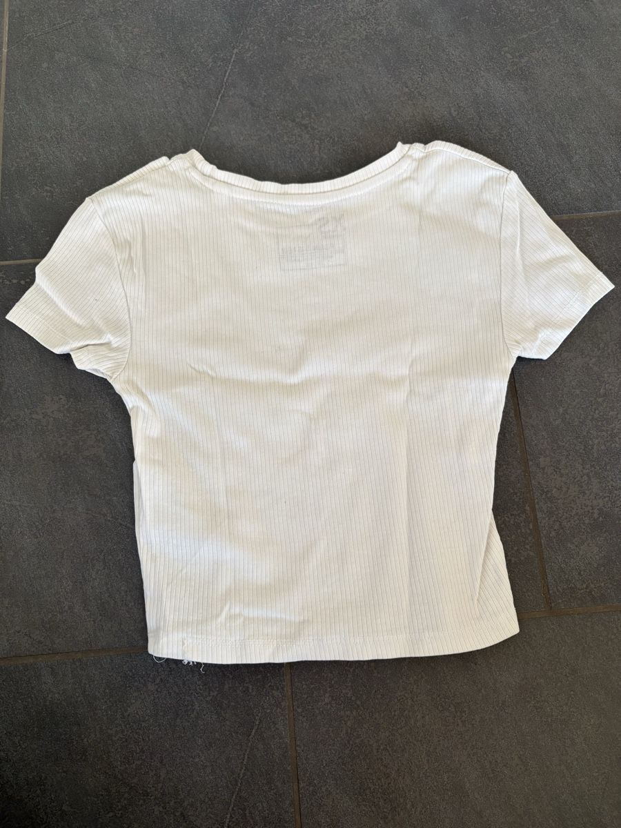 T-shirts: 5 Croptops, Grösse S – D'occasion à Schwarzenbach SG par Manmar 3