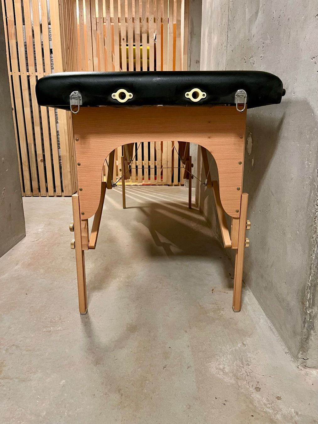 Massagegeräte: Table de massage pliante – Gebraucht aus Yverdon-les-Bains von Jane_Lane 4