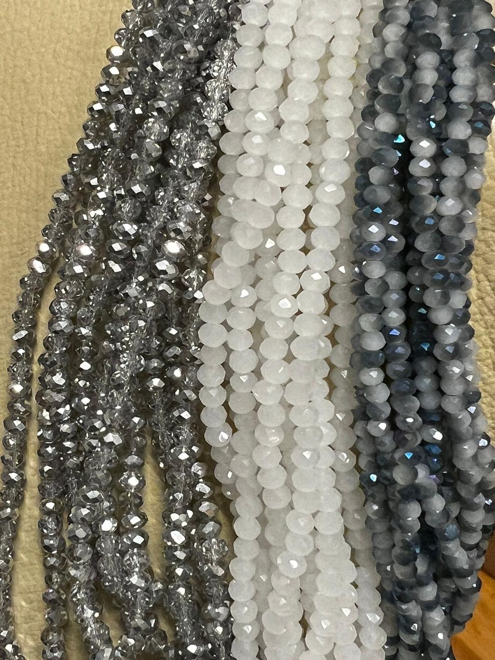 Ketten: Crystal collier 44cm lang – Neu (gemäss Beschreibung) aus Teufen Ar von Exclusive.stuff.CH 4