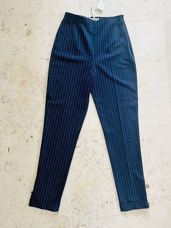 Neu/Ungetragen. Damen-Hose. GR. 38
