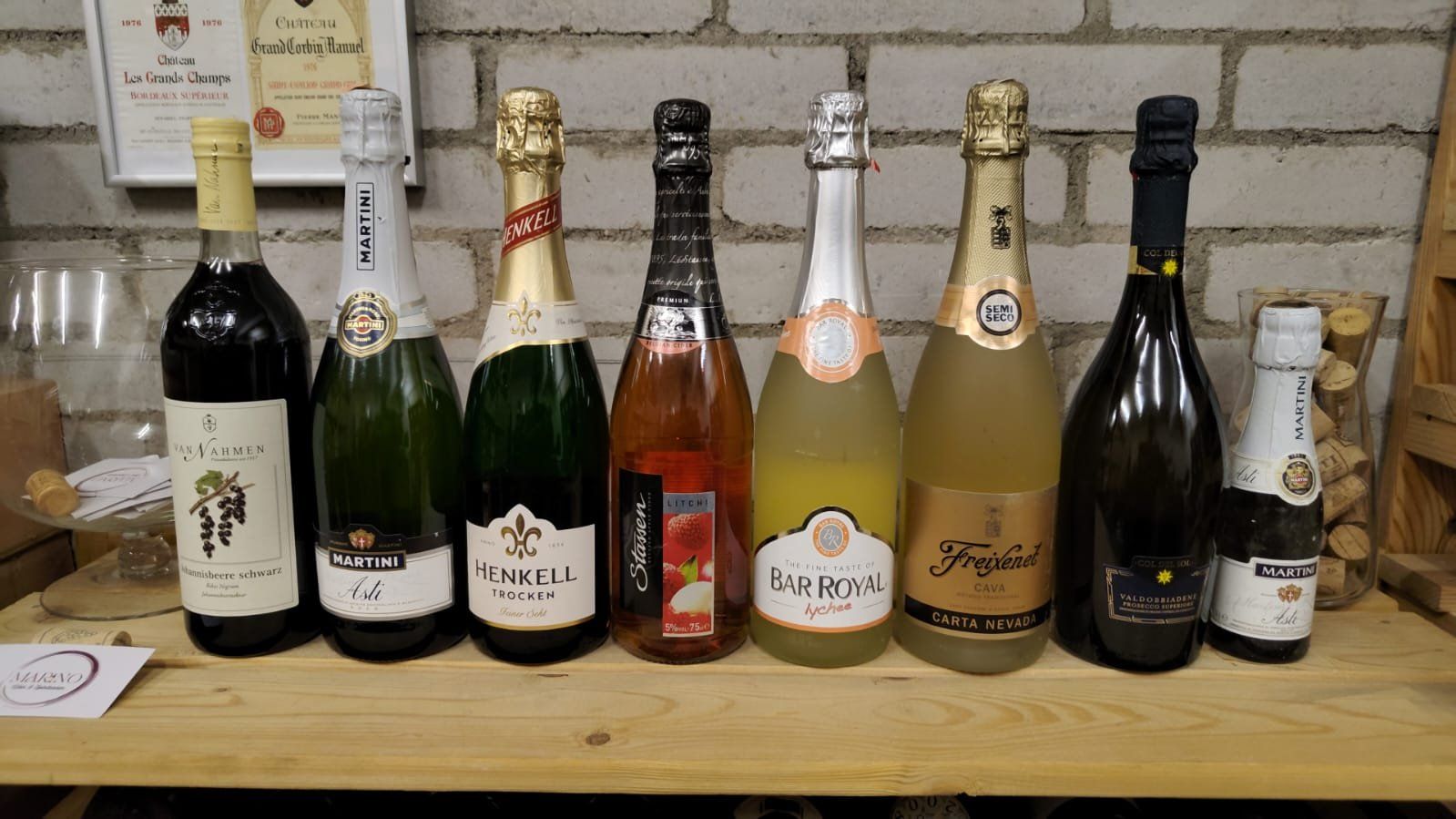 Vino: Paket: 8 Schaumweine gemischt – Nuovo (secondo la descrizione) da Münchenstein venduto da wusmarino