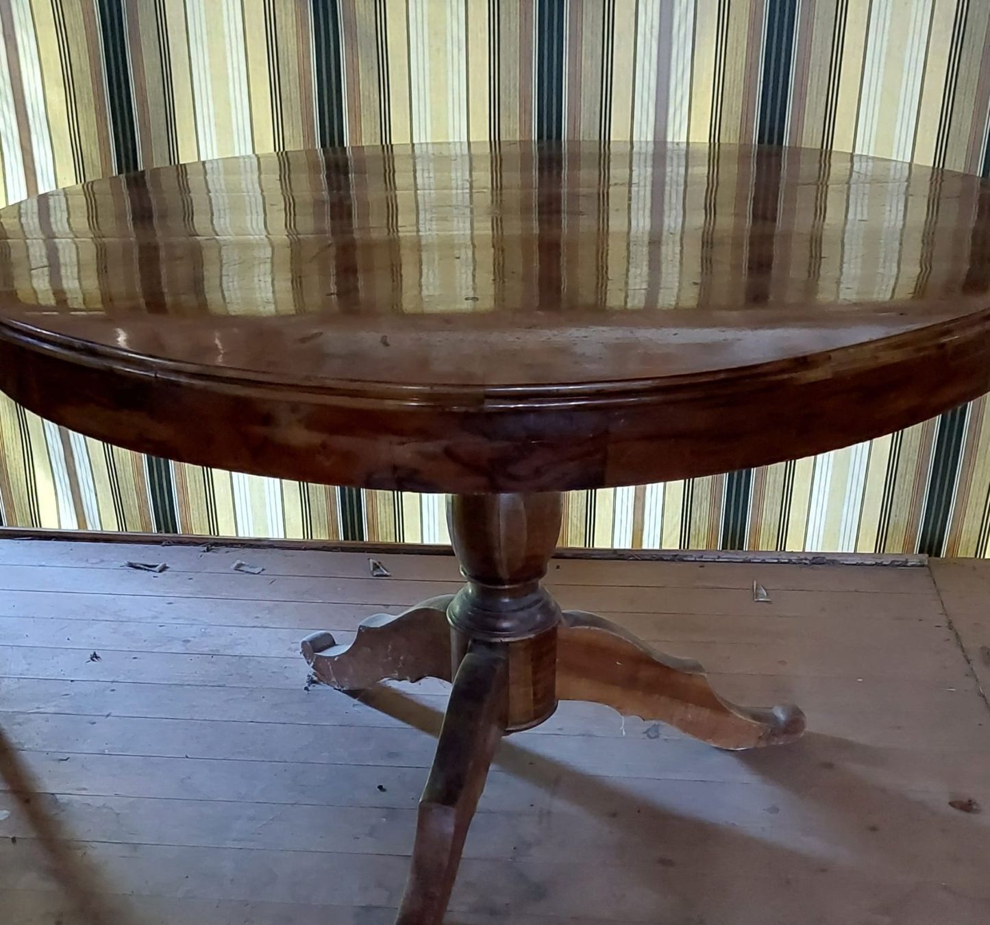 Tables: Antiker-Tisch – D'occasion à illnau par Reinabe 2