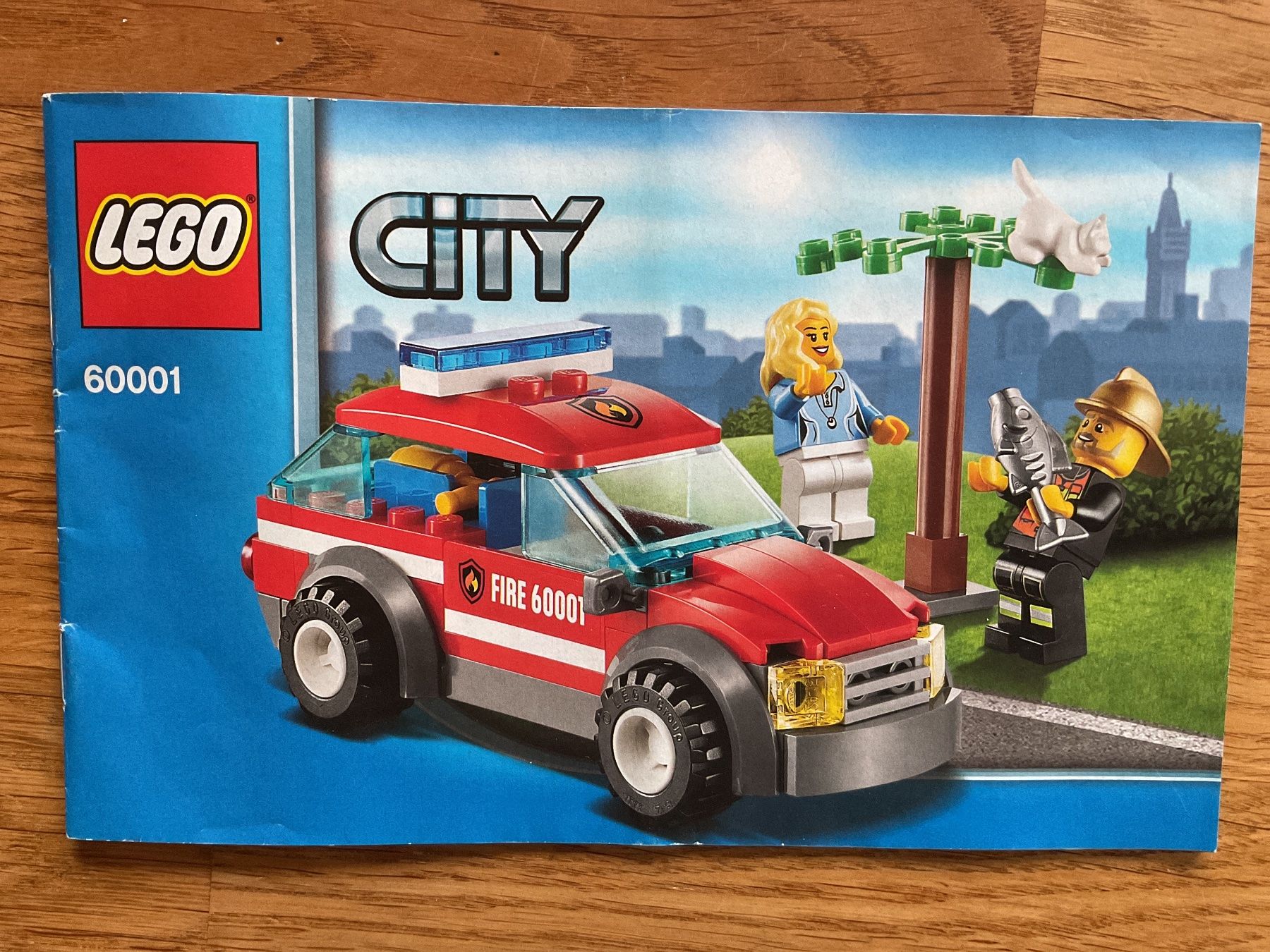 Lego Spielzeuge: Lego City 60001 – Gebraucht aus Bennwil von Nmora
