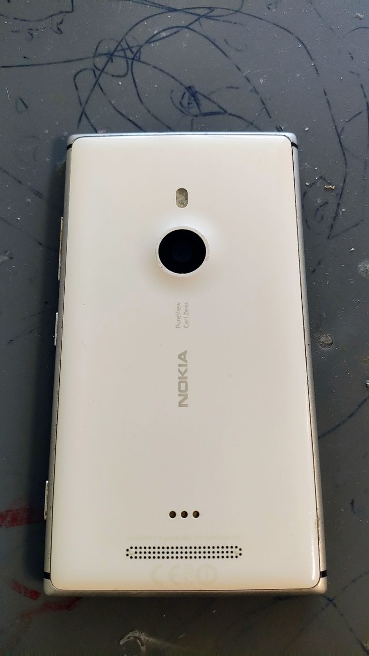 Nokia Telefoni cellulari / Smartphones: nokia lumia 925 – Usato da Courroux venduto da cap_s8kw 1