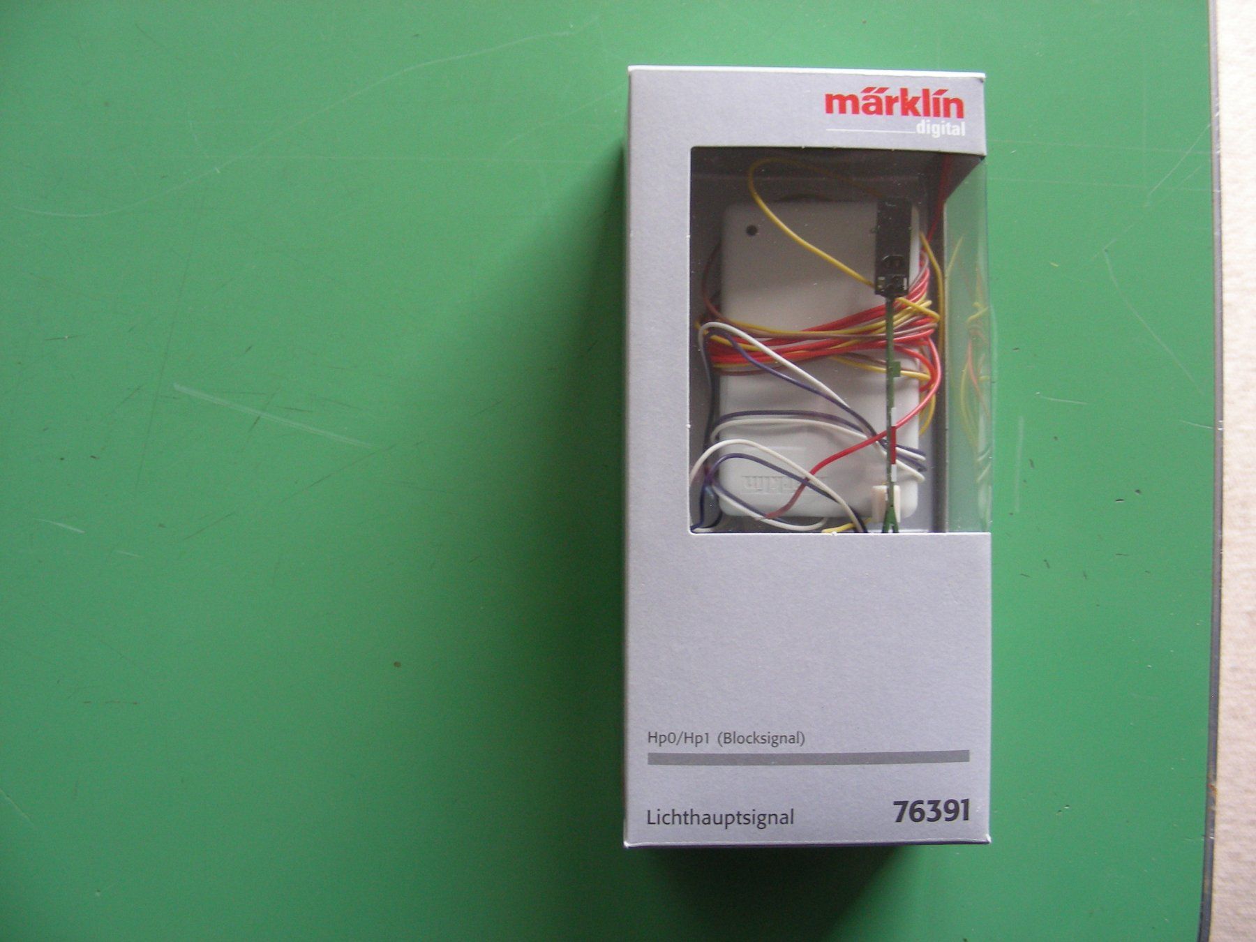 Märklin Trains électriques: Märklin signal de bloc – D'occasion à Villars-Burquin par Rodjeurs