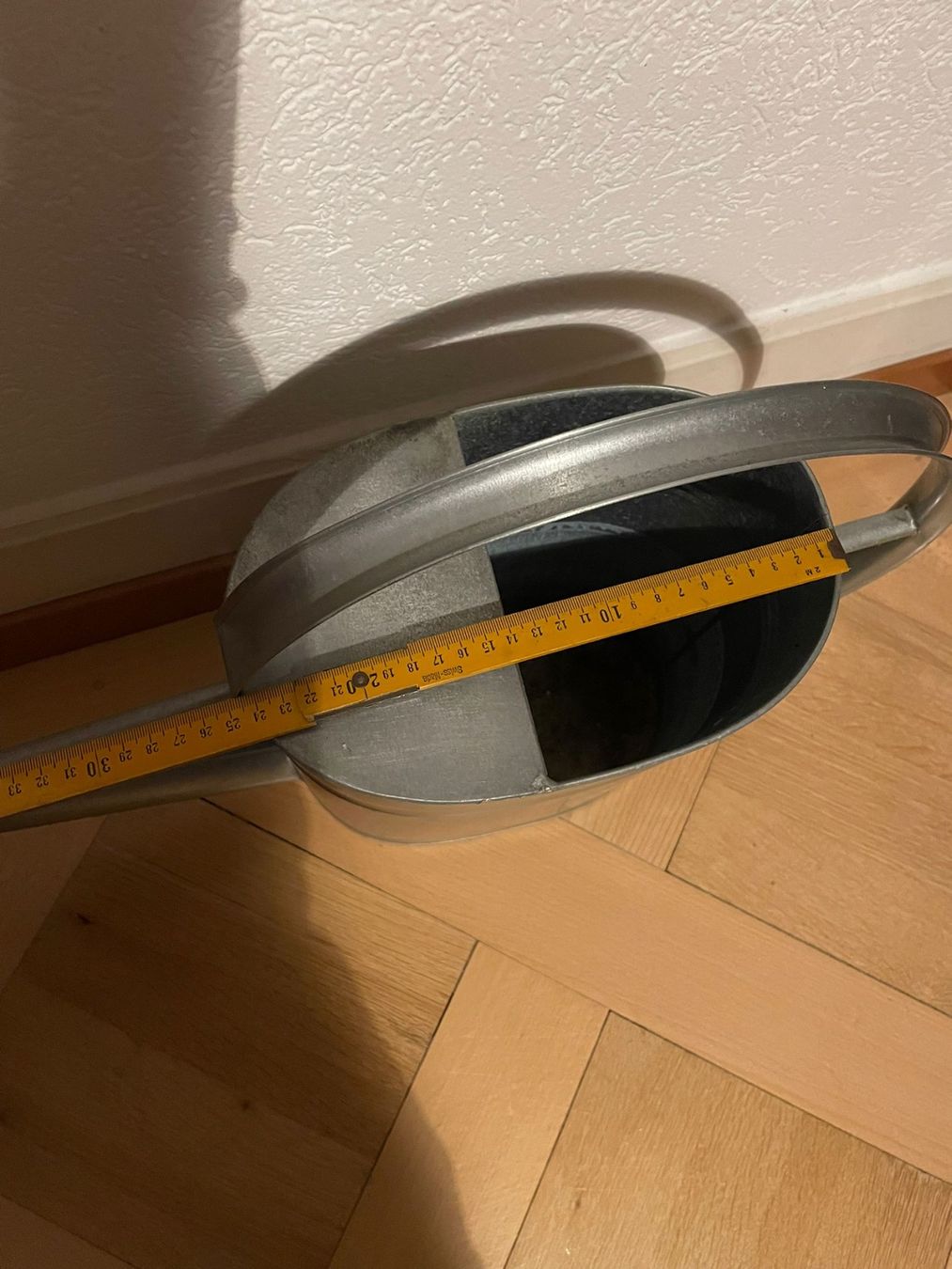 Bewässern & Giessen: Giesskanne 10 Liter mit Brausekopf – Gebraucht aus Zürich von  6