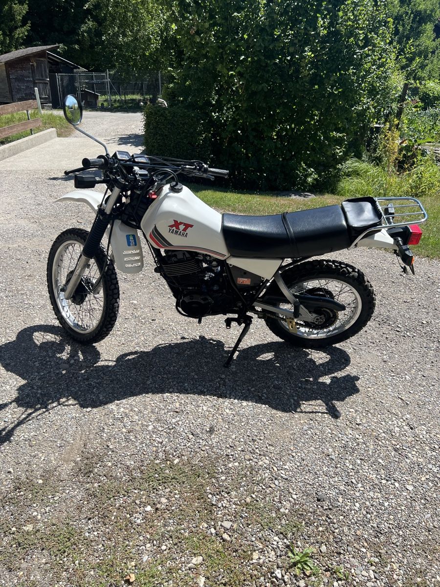 Yamaha Enduro: Motorrad XT 550 Oldtimer – Usato da Zollbrück venduto da Maxemus 2