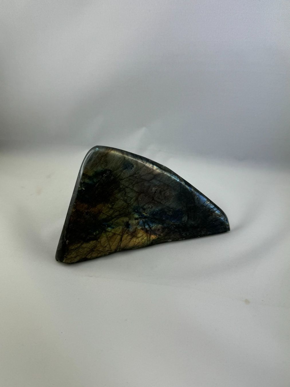 Minerali & Pietre curative: Labradorit 14.8cm 6.5cm 7.8cm 878g – Usato da Schinznach Bad venduto da Prosperos 6