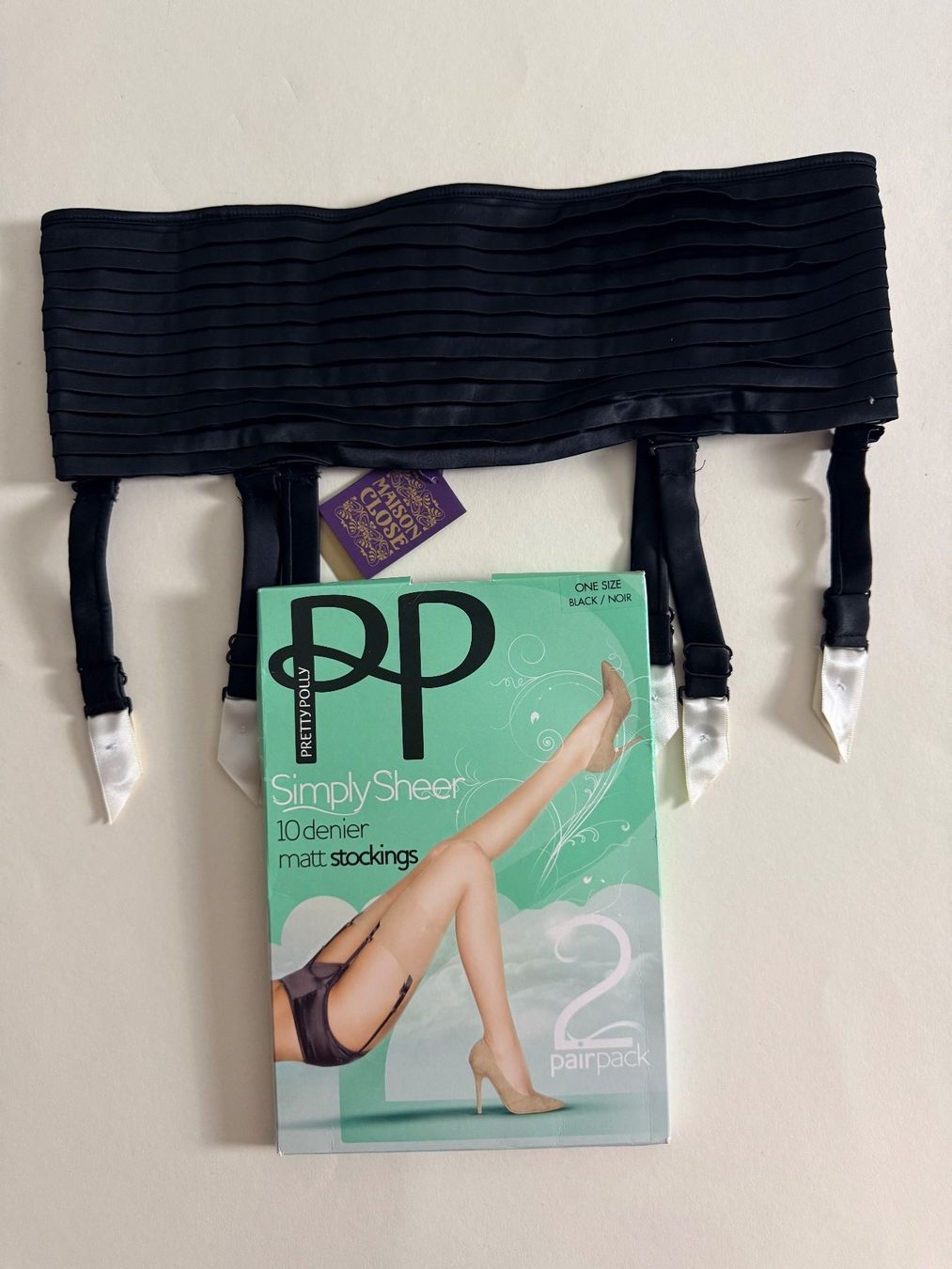 Altra biancheria intima: MAISON CLOSE, Strapsgürtel CABARET SMOKING +Strümpfe, 40-42 – Nuovo e nell'imballaggio originale da Rudolfstetten venduto da gst_g7xl
