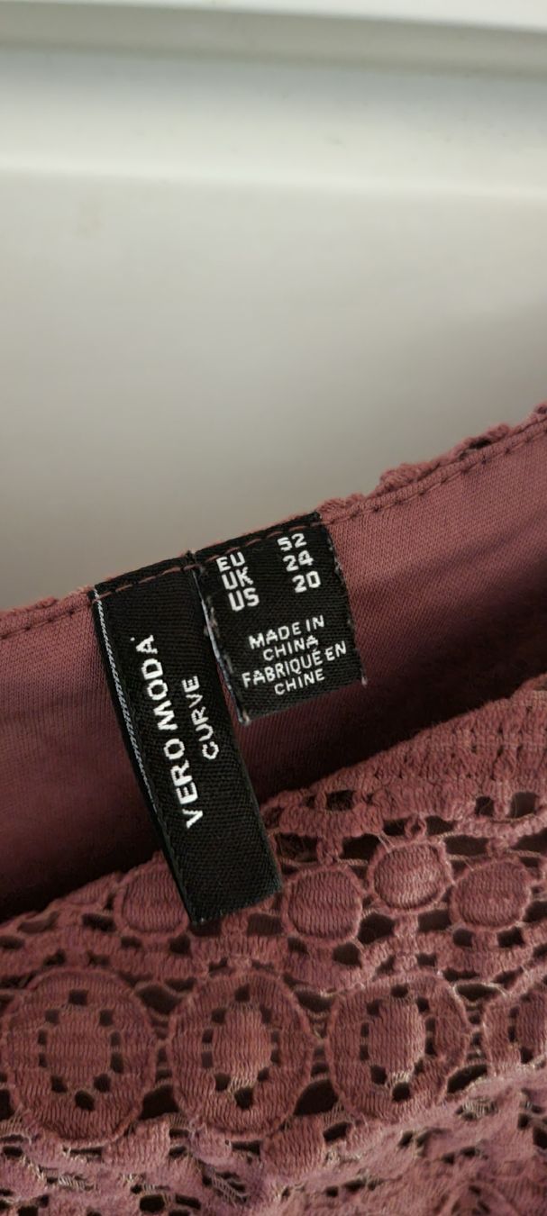 Vero Moda Top: Vero Moda Curve Top Spitze altrosa Grösse 52 – Usato da Rupperswil venduto da greenangel4 2