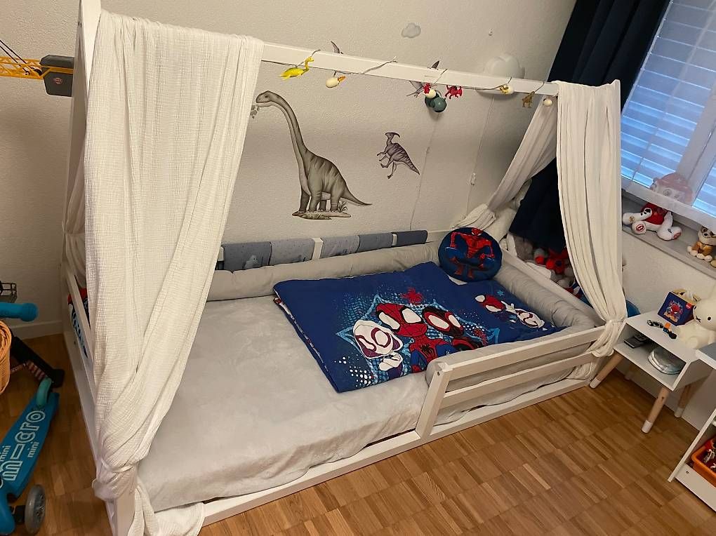 Lits: Hausbett zu verkaufen  – D'occasion à Glattpark(Opfikon) par TheaSeddig