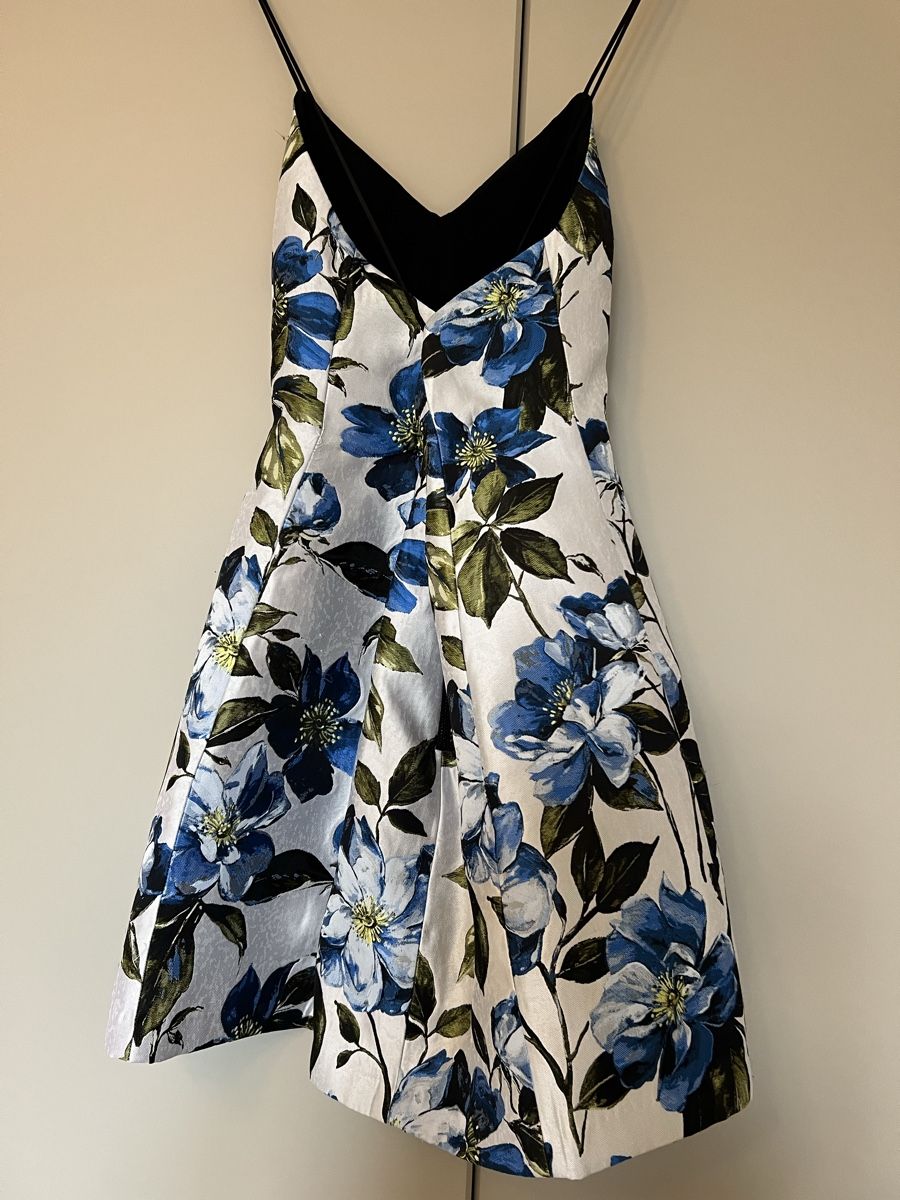 Kleider: Alice & Olivia flower dress – Gebraucht aus Zollikon von jud_cmm9 3