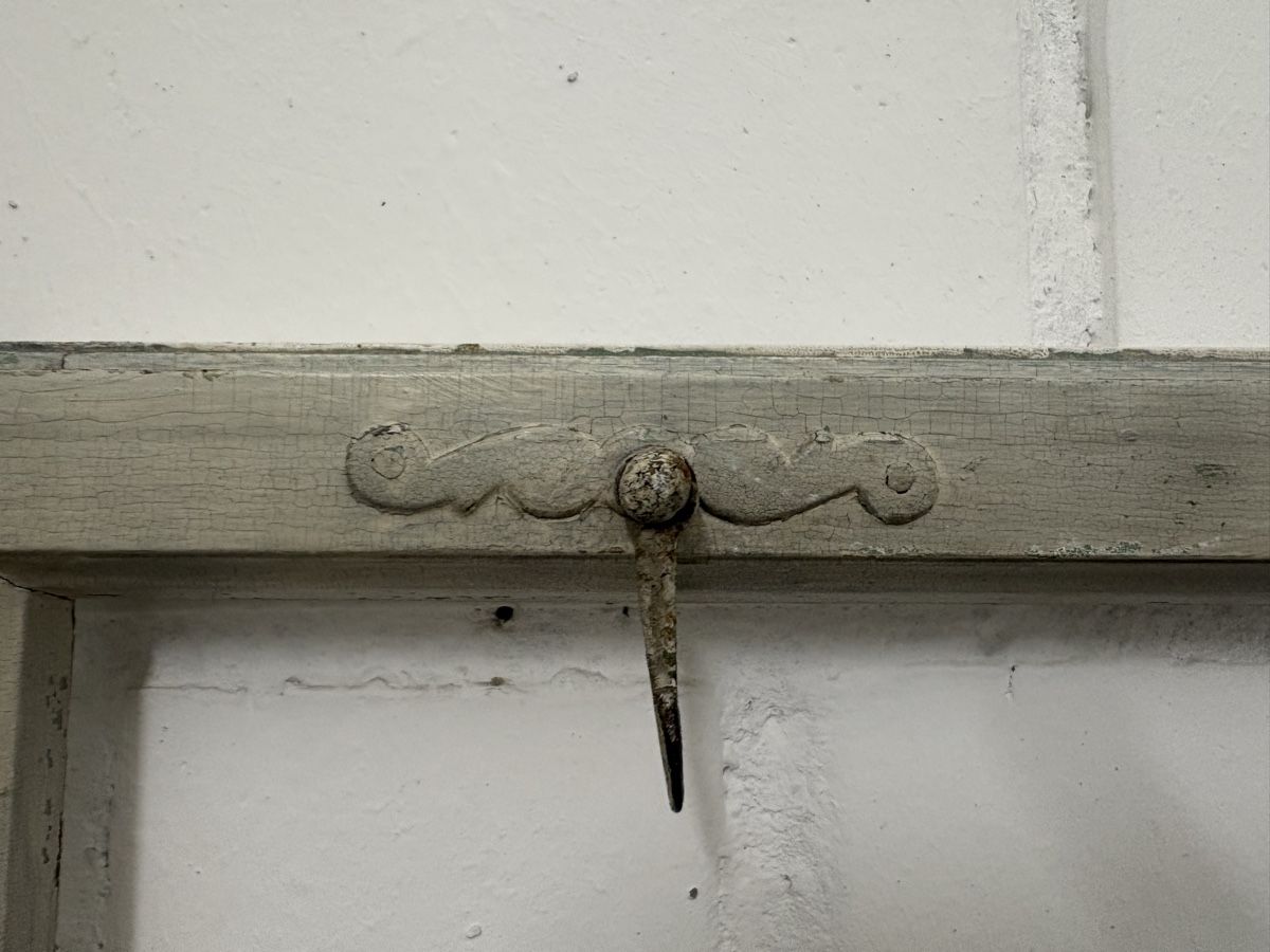 Fenêtres: Romantisches Holzfenster – D'occasion à Kesswil par Nicole220870 3