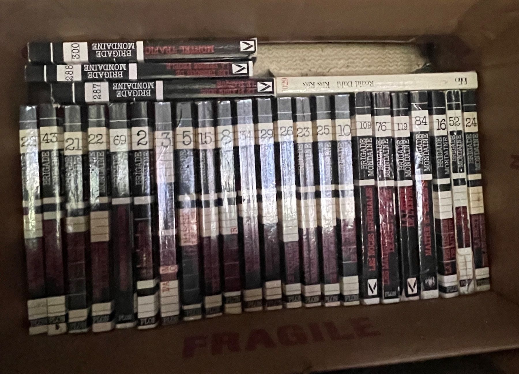 Libri: Convolut de SAS et Brigade Mondaine – Usato da Neuchâtel venduto da Idea_plus 1