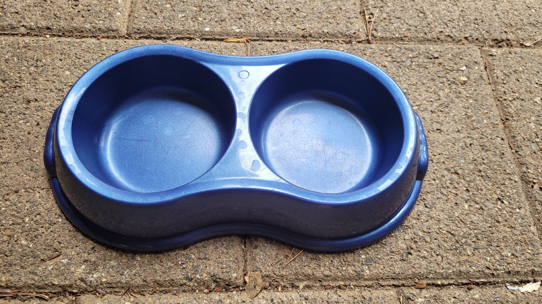 Schalen: Futternapf Doppelnapf blau – Gebraucht aus Gutenswil von schmidii 1