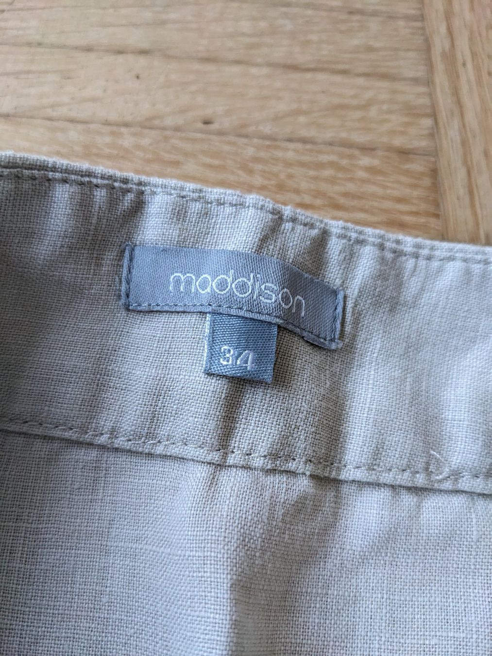 Maddison Gonne: Maddison 34 Leinenrock – Usato da Lengnau AG venduto da Nathi88 4