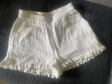 Vero Moda Baumwoll Shorts Spitzen weiss XS/S