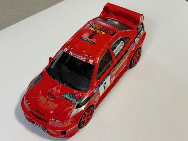 Kit di modellismo & Modellini statici: Mitsubishi M 1:24 – Usato da Gränichen venduto da atze27 1