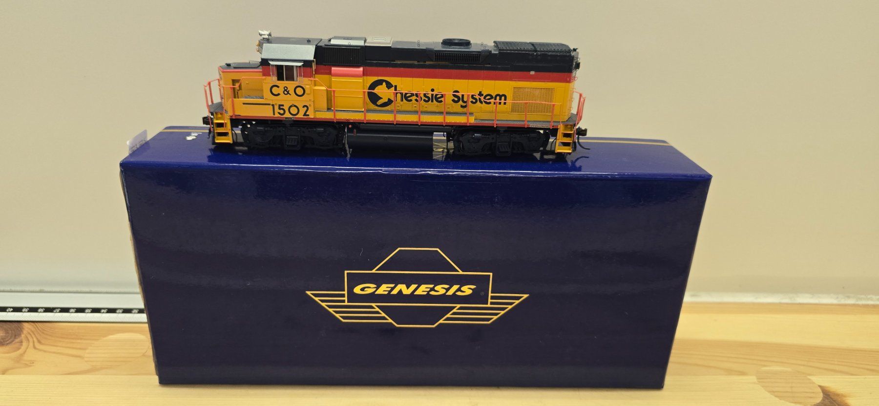 Modellini di ferrovie: Genesis G68032 Chessie System GP15T 1502 – Nuovo (secondo la descrizione) da Büsserach venduto da ModellbahnDepot