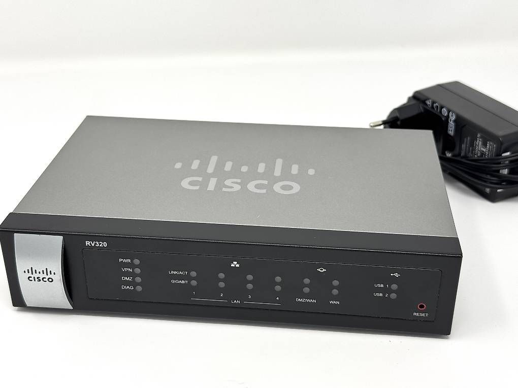 Firewall: Vendo Cisco RV320-K9 V03 – Gebraucht aus S. Vittore von damonbonesi