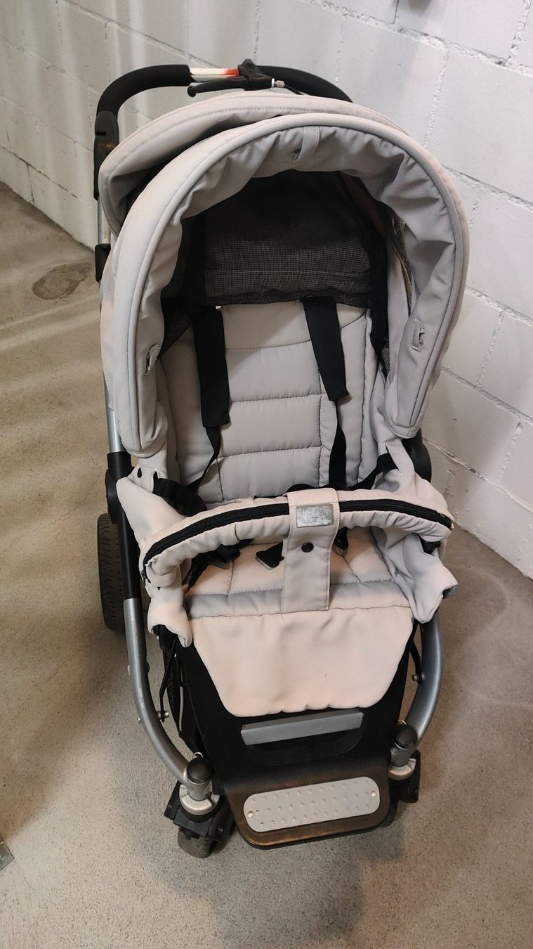 Carrozzine: Kinderwagen – Usato da Liestal venduto da var_zq89