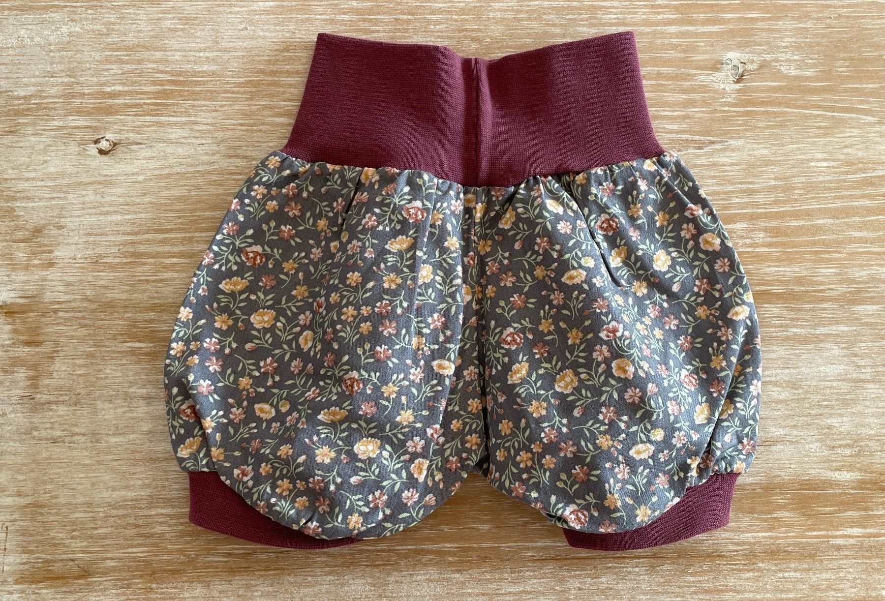 Pantaloni: Pumphose, Grösse 56/62 – Nuovo (secondo la descrizione) da Burgdorf venduto da Crown. 2