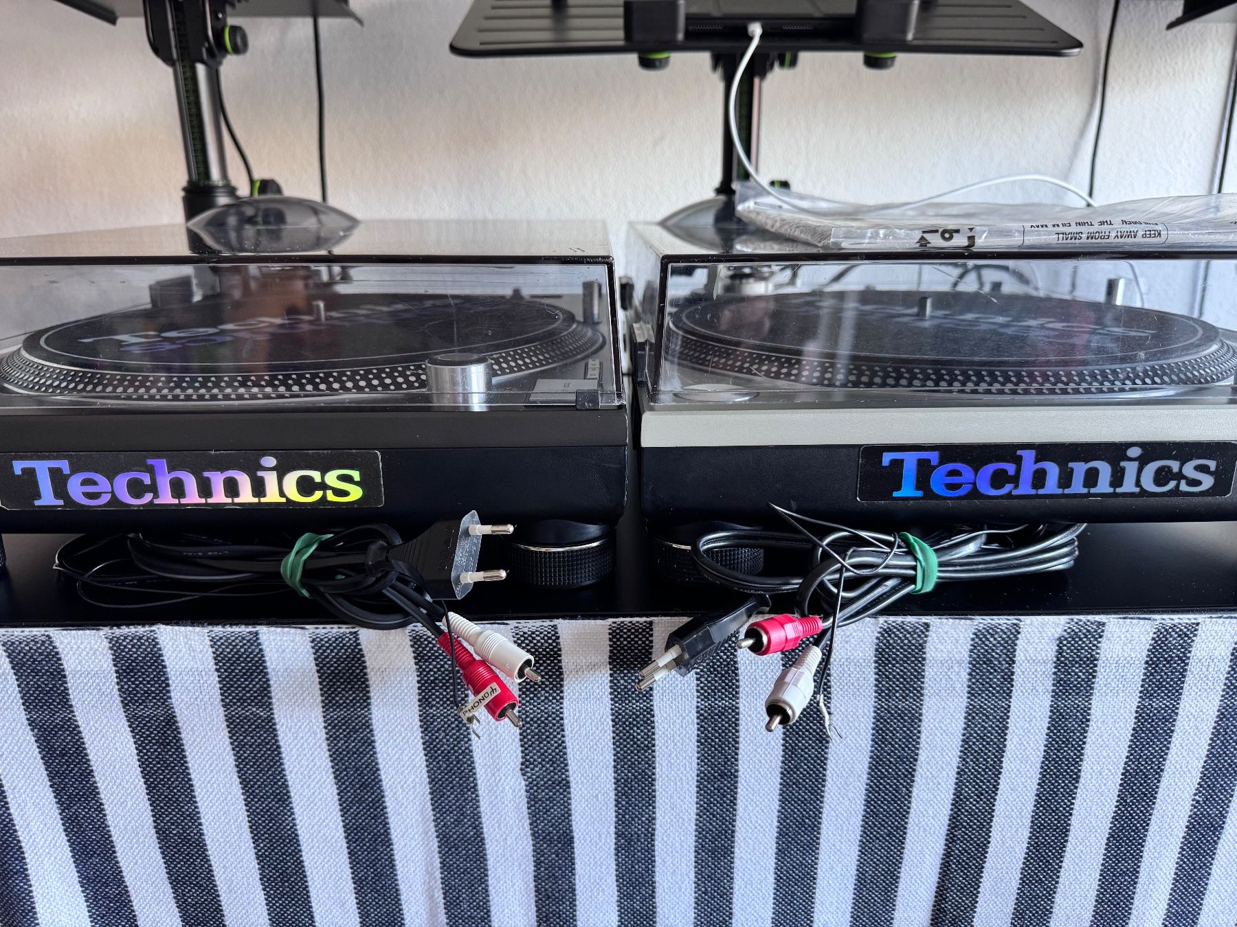 Technics Giradischi: Technics SL-1200 /1210 MK5 Top inkl. Technics Dj Kophörer – Usato da Kilchberg ZH venduto da IROC84 3