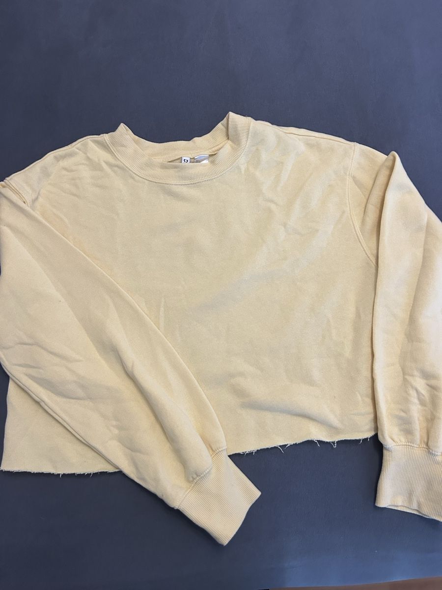 H&M Maglioni & Felpe: Gelber Pulli – Nuovo (secondo la descrizione) da Uezwil venduto da vanjast