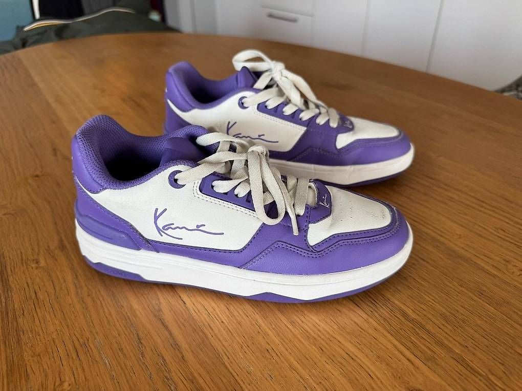 Damenschuhe: Baskets Karl Kani blanc/violet  taille 38 – Gebraucht aus Geneve von cilou79