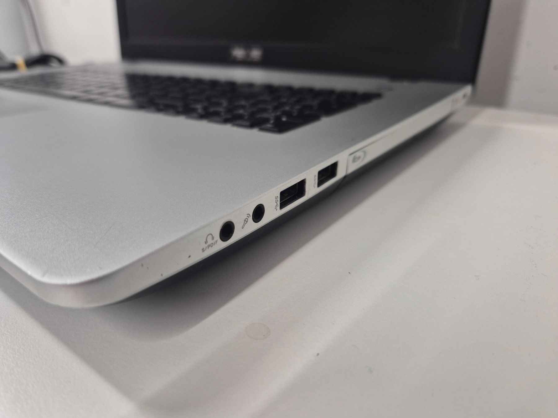 Asus Notebook: ASUS N76VP Notebook mit Core i7 - SSD - Bluray – Usato da Sitterdorf venduto da Lenggi7 1